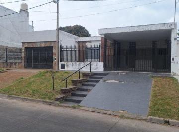 Casa · 118m² · 5 Ambientes · 1 Cochera · Casa 2 Dorm. - Apta Crédito - Zona Eet Nº1