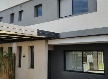 Casa de 4 ambientes, Funes · Alquilo Dúplex Barrio Don Mateo