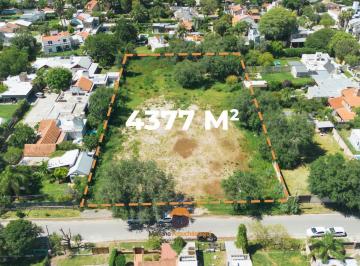 Terreno · 4377m² · Excelente Fracción - Apta Vivienda Agrupada y Colectiva - 4377 m²