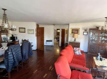 Departamento de 7 ambientes, Córdoba · Viure Presenta Venta Semipiso Frente Patio Olmos!