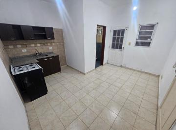 Departamento · 35m² · 2 Ambientes · Departamento 2 Amb. con Patio en Ramos Mejia