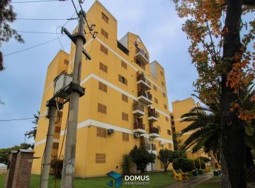 Departamento · 64m² · 3 Dormitorios · Venta Departamento Complejo Arenales
