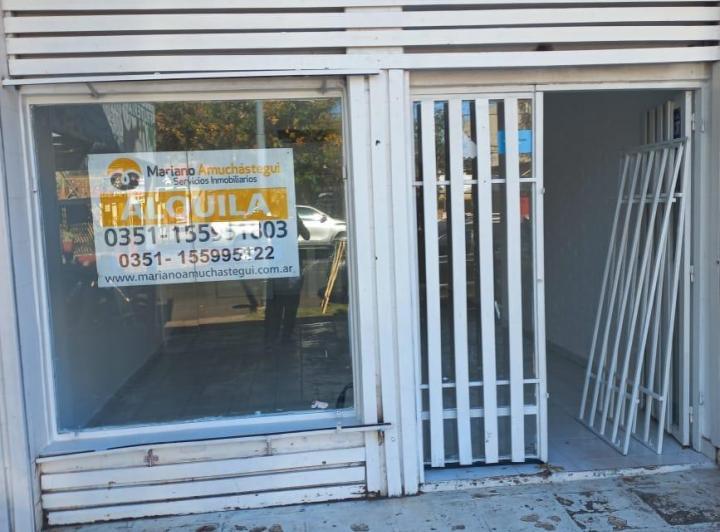 Local comercial · 32m²