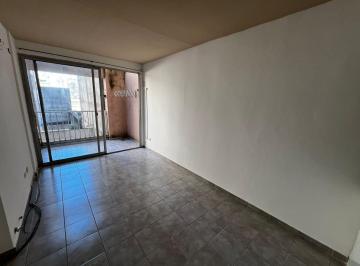 Departamento · 37m² · 2 Ambientes · Alquiler 1 Dormitorio Centro Balcon