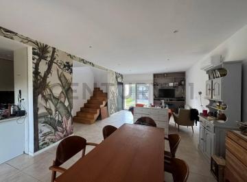 Casa · 115m² · 3 Ambientes · 1 Cochera · Casa en Venta en Gorina Tipo Duplex