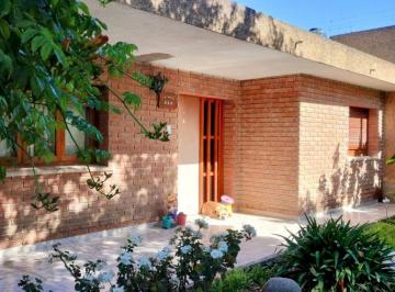 Casa de 4 ambientes, Alta Gracia · Casa Exclusiva Ubicación de 132 m Cubiertos a 100 m Ruta 5 Alta Gracia