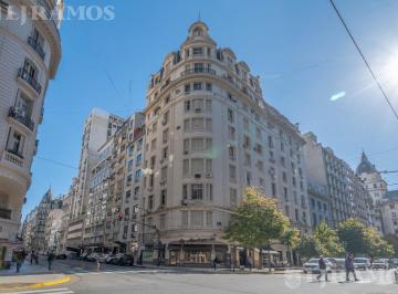 Oficina comercial · 84m² · 5 Ambientes · Estudio Jurídico en Esquina. Amplia Recepción, 4 Despachos Muy Luminosos con Ventanas Al Frente.