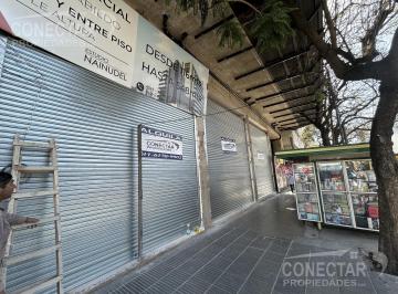 Local comercial · 122m² · Av Cabildo y Congreso - Apto Gastro/ 4.8 m de Frente X 18 m de Fondo / Doble Altura