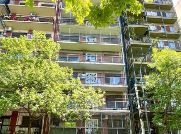 Departamento de 1 ambiente, Parque Chacabuco · Monoambiente Muy Luminoso Proximo Al Subte