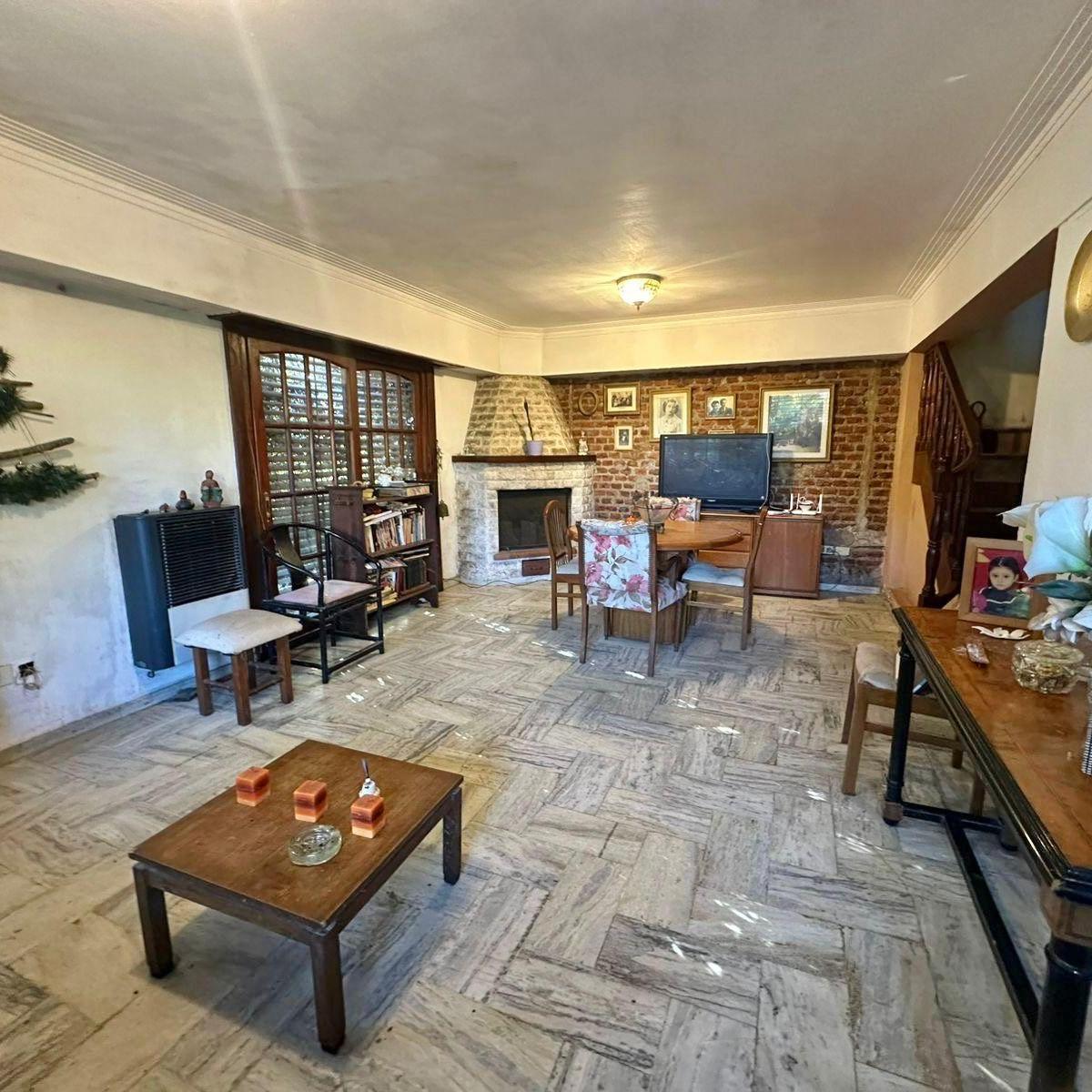Casa en venta – Caisamar | esquina | gran potencial y excelente luminosidad