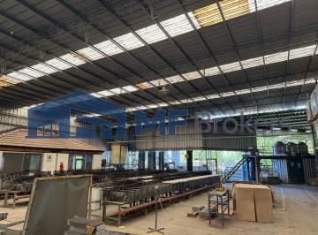 Bodega-Galpón · 3000m² · Galpón en Area de Promoción El Triángulo