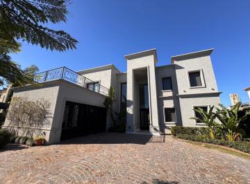 Casa · 490m² · 7 Ambientes · 5 Cocheras · Venta Casa Bs As Golf Country Club, Bella Vista