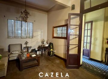 Casa · 250m² · 5 Ambientes · Casa en Venta en General Paz Al 500