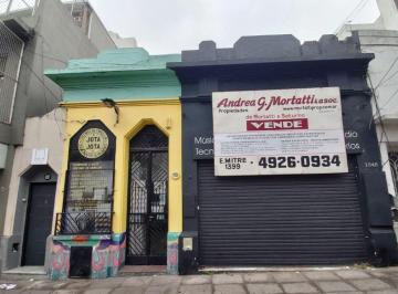Local comercial de 4 ambientes, Parque Chacabuco · Ideal P/ Inversor Que Busca Renta Mixta Residencial + Comercial S/ Esperar Obra. 2 Locales Al Frente