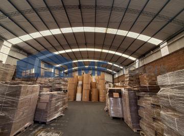 Bodega-Galpón · 700m² · Excelente Galpón a m de General Paz en Predio Cerrado con Vigilancia Las 24 Hs