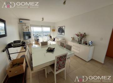 Departamento · 68m² · 3 Ambientes · 1 Cochera · 3 Amb. de Categoria 72 m² con Cochera