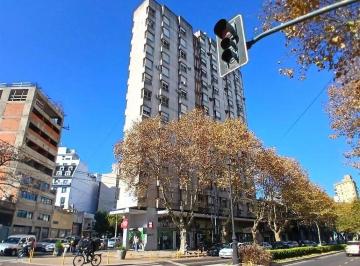 Departamento · 40m² · 2 Ambientes · Dpto 1 Dormitorio Al Frente - 9 y Diag 74 - Venta