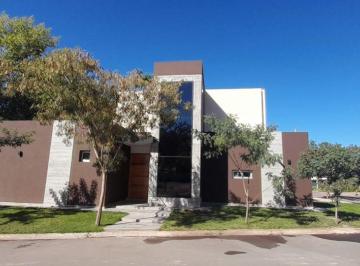 Casa de 5 ambientes, Maipú · Bellisima Casa en Alquiler en Barrio Privado Alba de Tanqay, Maipu