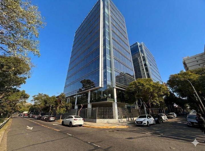 Oficina comercial · 345m² · 1 Ambiente · 5 Cocheras
