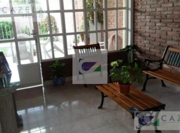 Casa · 160m² · 4 Ambientes · Casa en Venta en Barrio Copiat 2