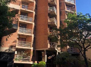 Departamento de 5 ambientes, Córdoba · Depto de 3 Dorm. con Balcon Al Frente