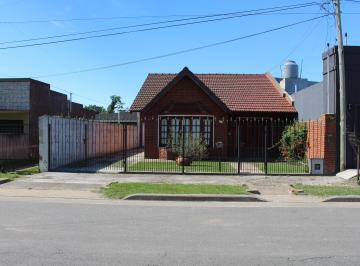 Casa de 2 ambientes, Lobos · Propiedad Lista Para Habitar.