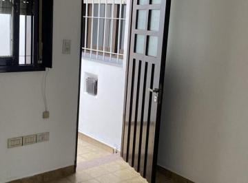 PH · 50m² · 2 Ambientes · PH en Alquiler - 1 Dormitorio 1 Baño - La Plata