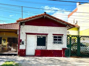 PH · 88m² · 5 Ambientes · Alquiler PH Ideal Jardín, Salud, Oficinas - Caseros