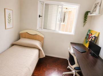 Departamento · 49m² · 4 Ambientes · Venta Departamento Dos Dorm. Balcon Cocina Separada Reciclado. Abasto