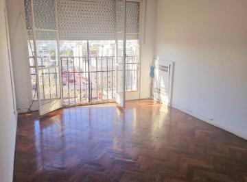 Departamento · 70m² · 3 Ambientes · Departamento 3 Amb,73 M²,1 Baños, Cocina con Lavadero