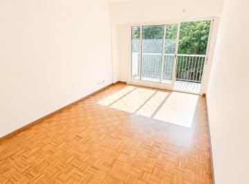 Departamento · 55m² · 3 Ambientes · Venta Departamento 3 Ambientes en Balvanera Muy Luminoso