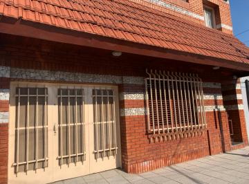 PH · 110m² · 3 Ambientes · PH en Piñeyro