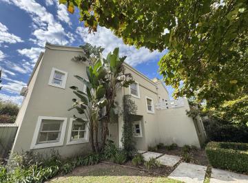 Casa · 306m² · 5 Ambientes · 1 Cochera · Casa en Venta 5 Ambientes en Senderos 1 - Pilar