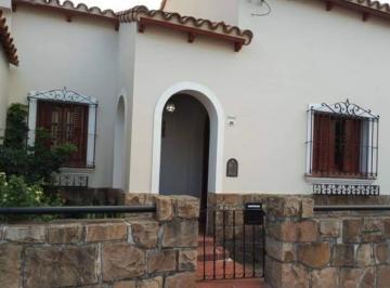 Casa · 160m² · 6 Ambientes · Alquiler Casa Para Oficinas