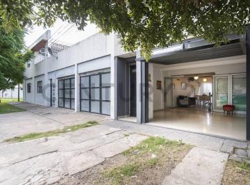 Casa · 85m² · 3 Ambientes · 1 Cochera · Casa en Venta en La Plata Tipo Duplex San Carlos