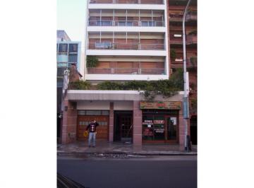 Departamento · 29m² · 1 Ambiente · Monoambiente Amplio y Luminoso a m. Av Mitre en Avellaneda