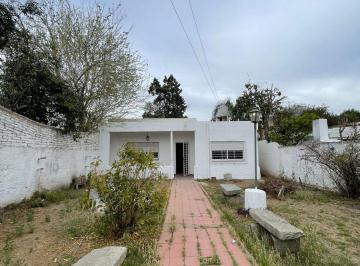 Casa de 1 ambiente, Córdoba · Casa en Alquiler / Venta Marechal