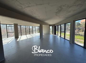 Oficina comercial · 124m² · Oficina en Alquiler en Pilar, G. B. a. Zona Norte, Argentina