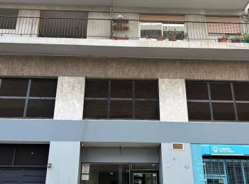 Departamento de 4 ambientes, Monserrat · Departamento Tres Ambientes