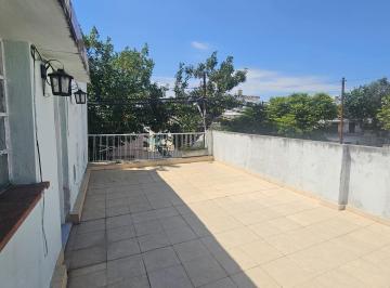 Casa · 65m² · 4 Ambientes · 1 Cochera · Casa Planta Alta Arroyito Rio con Garage y Patio Apta Credito