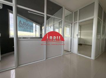 VRG-VRG-208_2 · Oficina en El Centro con 3 Privados