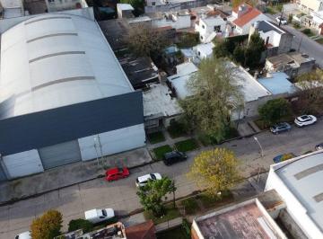 Bodega-Galpón · 316m² · Venta de Galpon con Casa a Reciclar Bª Los Andes