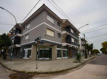 Departamento · 70m² · 3 Ambientes · 1 Cochera · Venta Departamento 3 Ambientes Coch Balcon Perla N