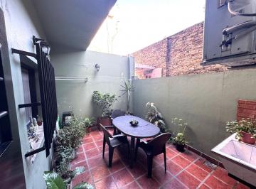 PH · 48m² · 3 Ambientes · Venta PH 3 Amb. c/ Patio S/exp. V. Lugano.