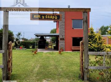 Casa · 405m² · 3 Ambientes · 2 Cocheras · Casa Camet Norte 3amb. en Dos Plantas Rodeada de Verde a Cuadras del Mar.