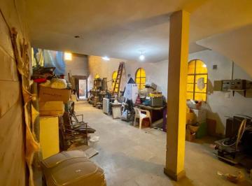 Local comercial · 217m² · Depósito o Local Más Vivienda 3 Amb - Merlo