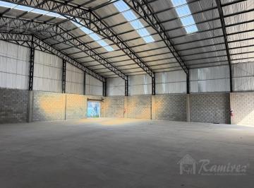 Bodega-Galpón · 800m² · 1 Ambiente · 2 Cocheras · Depósito Galpón y Oficina en Alquiler Sobre Ruta 23 - Moreno