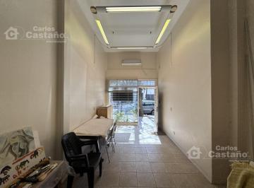 Local comercial · 38m² · 2 Ambientes · Excelente Local Comercial 38 m² con Entrepiso y Baño.