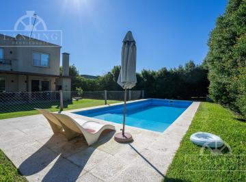 Casa · 186m² · 5 Ambientes · 3 Cocheras · Venta Casa en San Rafael 5 Ambientes Villanueva Tigre