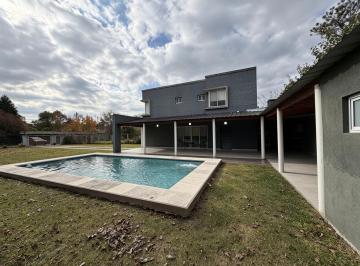 Casa · 200m² · 4 Ambientes · Venta Casa 4 Ambientes La Celia